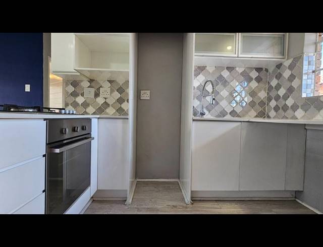 2 BEDROOM TOWNHOUSE FOR SALE IN NEW REDRUTH